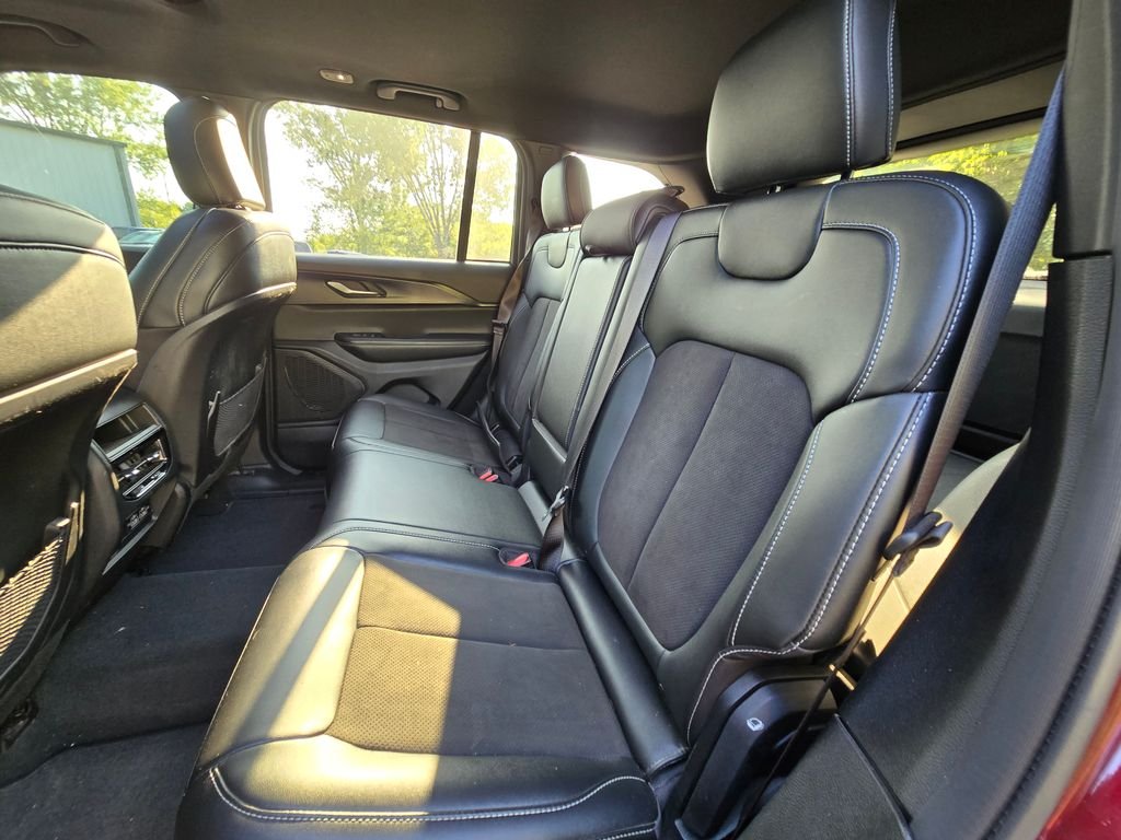 Used 2023 Red Jeep Altitude X image 15