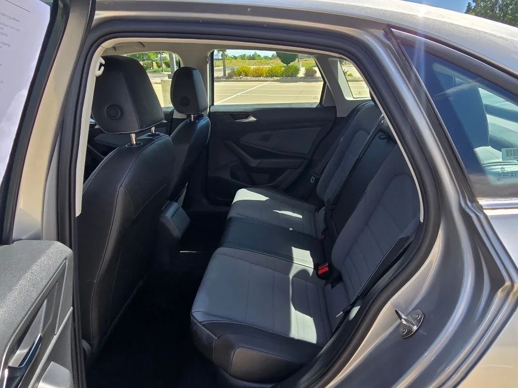 Used 2025 Gray Volkswagen SE image 15
