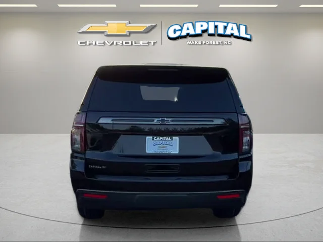 Used 2022 Black Chevrolet Z71 image 5