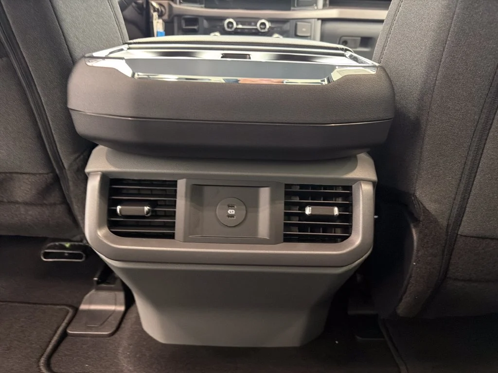 New 2026 Oxford White Ford XLT image 11