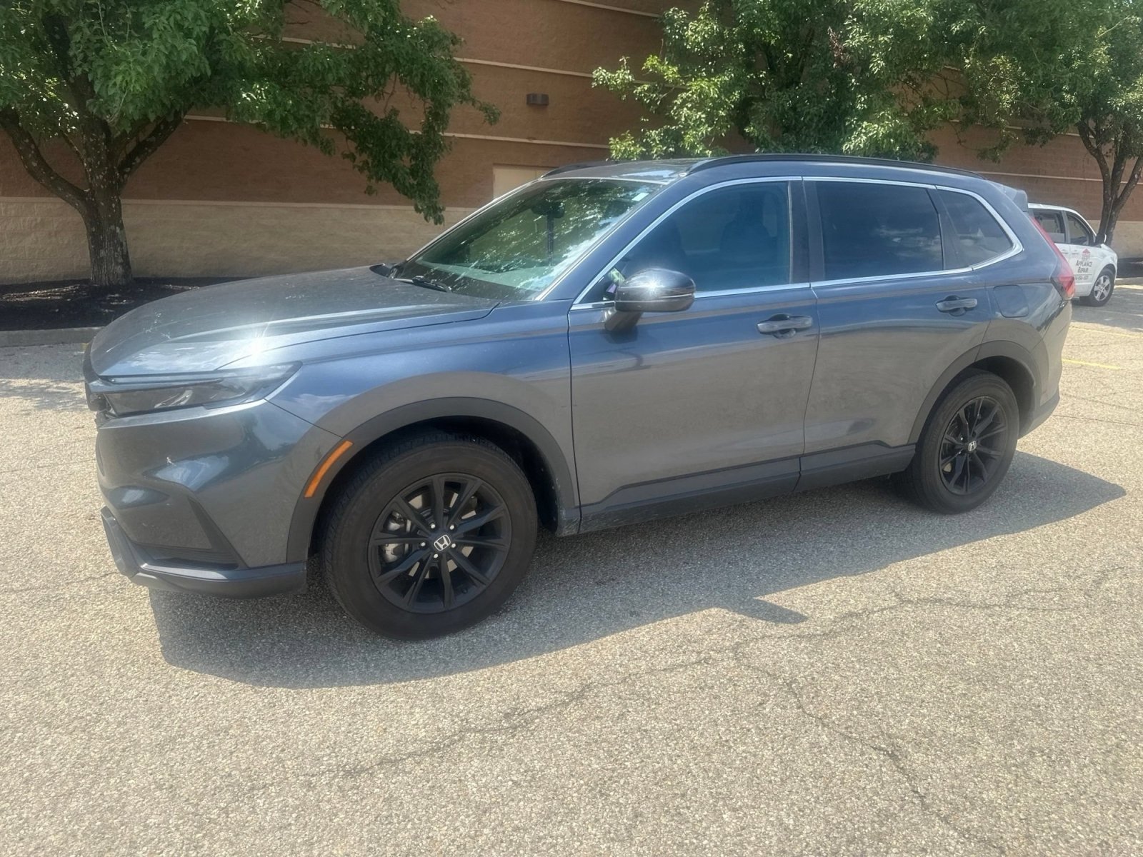 Certified Used 2025 Meteorite Gray Metallic Honda Sport image 2