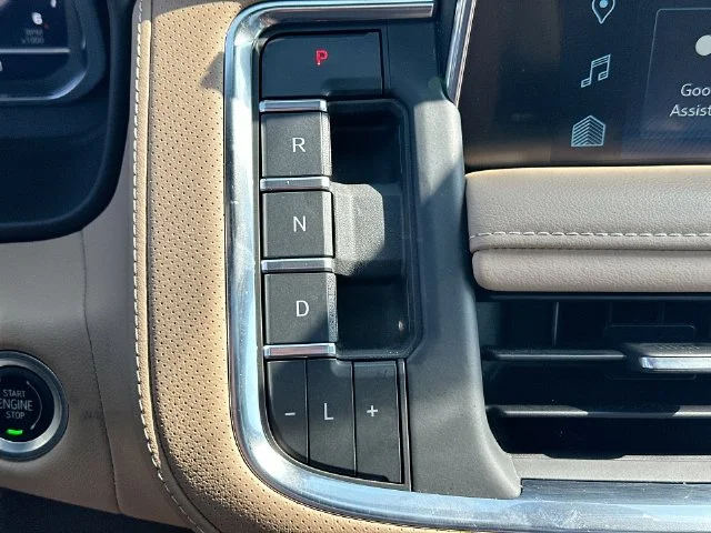 Used 2022 Red Chevrolet Premier image 26
