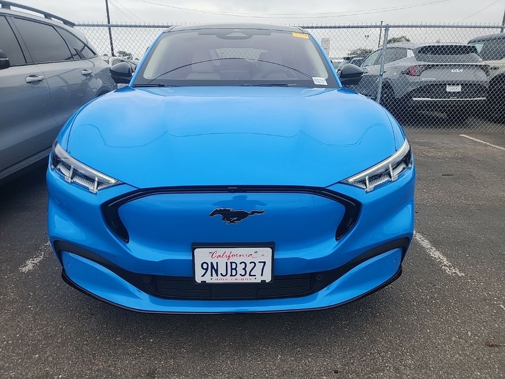 Used 2023 Blue Ford Premium image 2