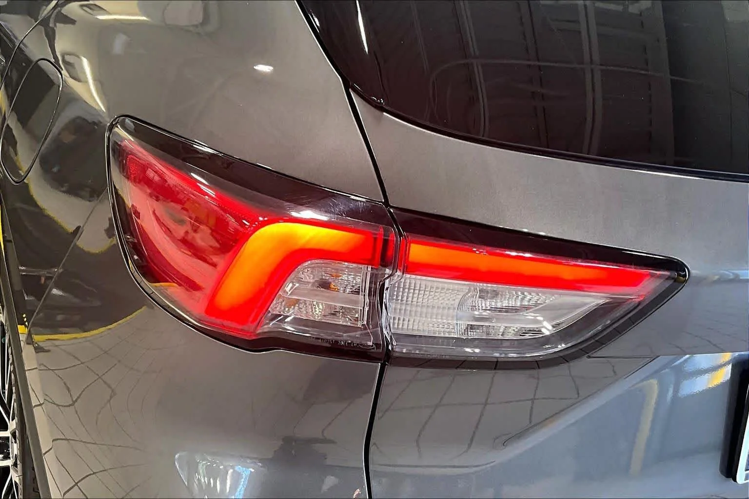 Used 2022 Carbonized Gray Metallic Ford Titanium Plug-In Hybrid image 27