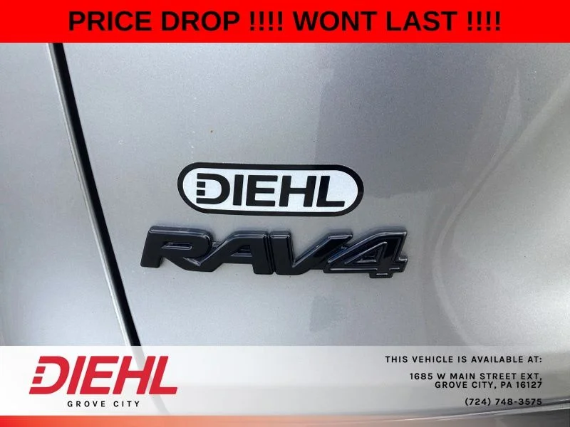 Used 2021 Silver Toyota XSE image 12