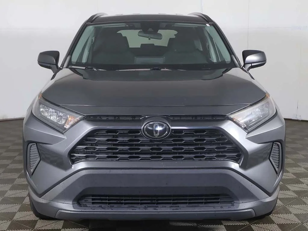 Used 2020 Gray Toyota LE image 8