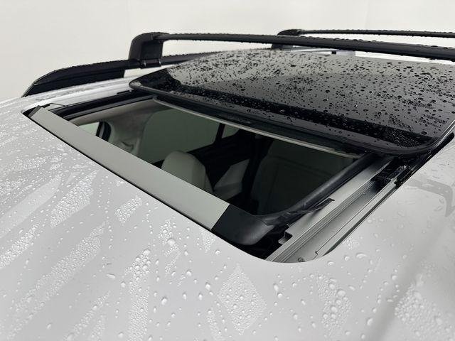 New 2026 White Hyundai Calligraphy FWD image 43