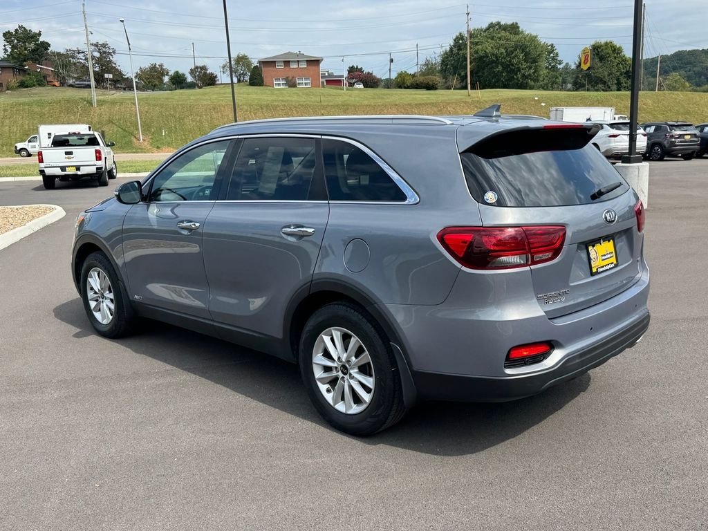 Used 2019 Silver Kia LX image 5