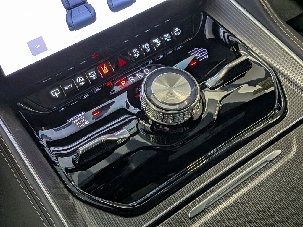 New 2026 High Gloss Black Exterior Paint Jeep Summit Obsidian image 18