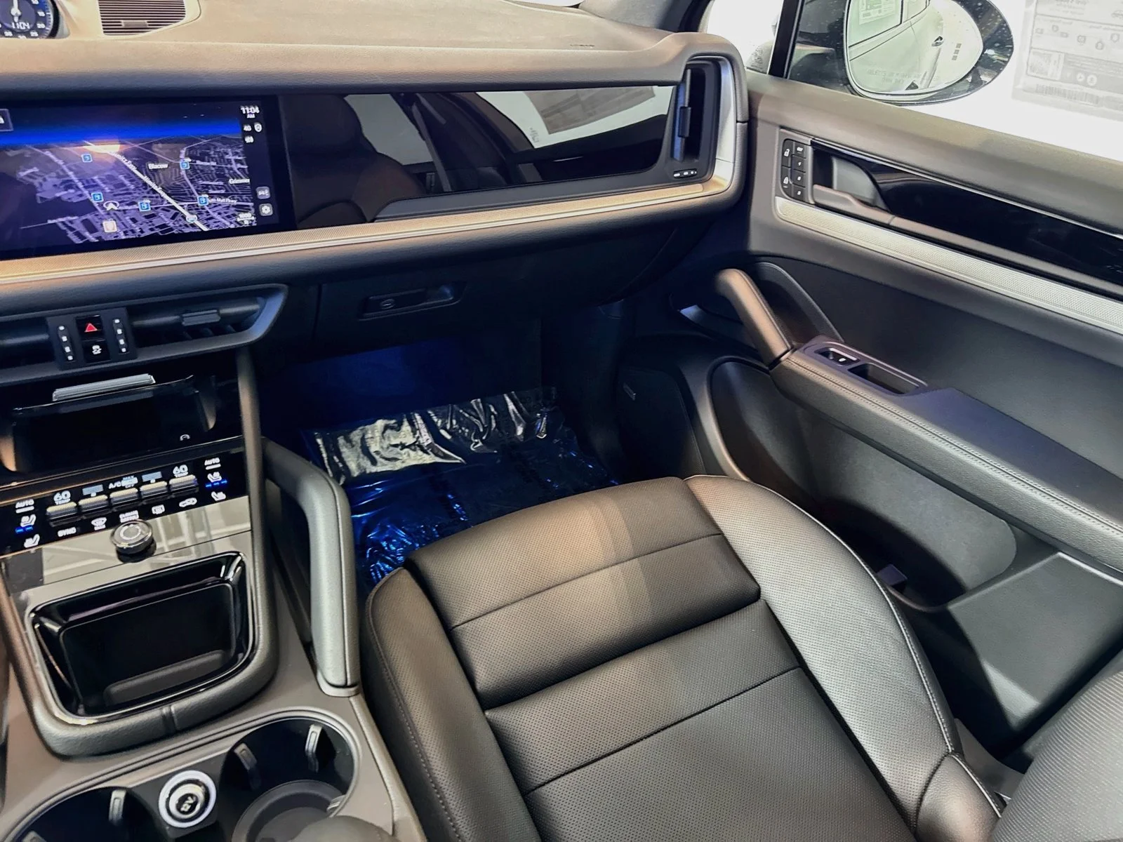New 2026 Chromite Black Metallic Porsche E-Hybrid image 22