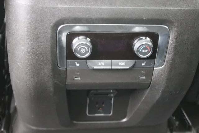 Used 2025 Black Chevrolet High Country image 27