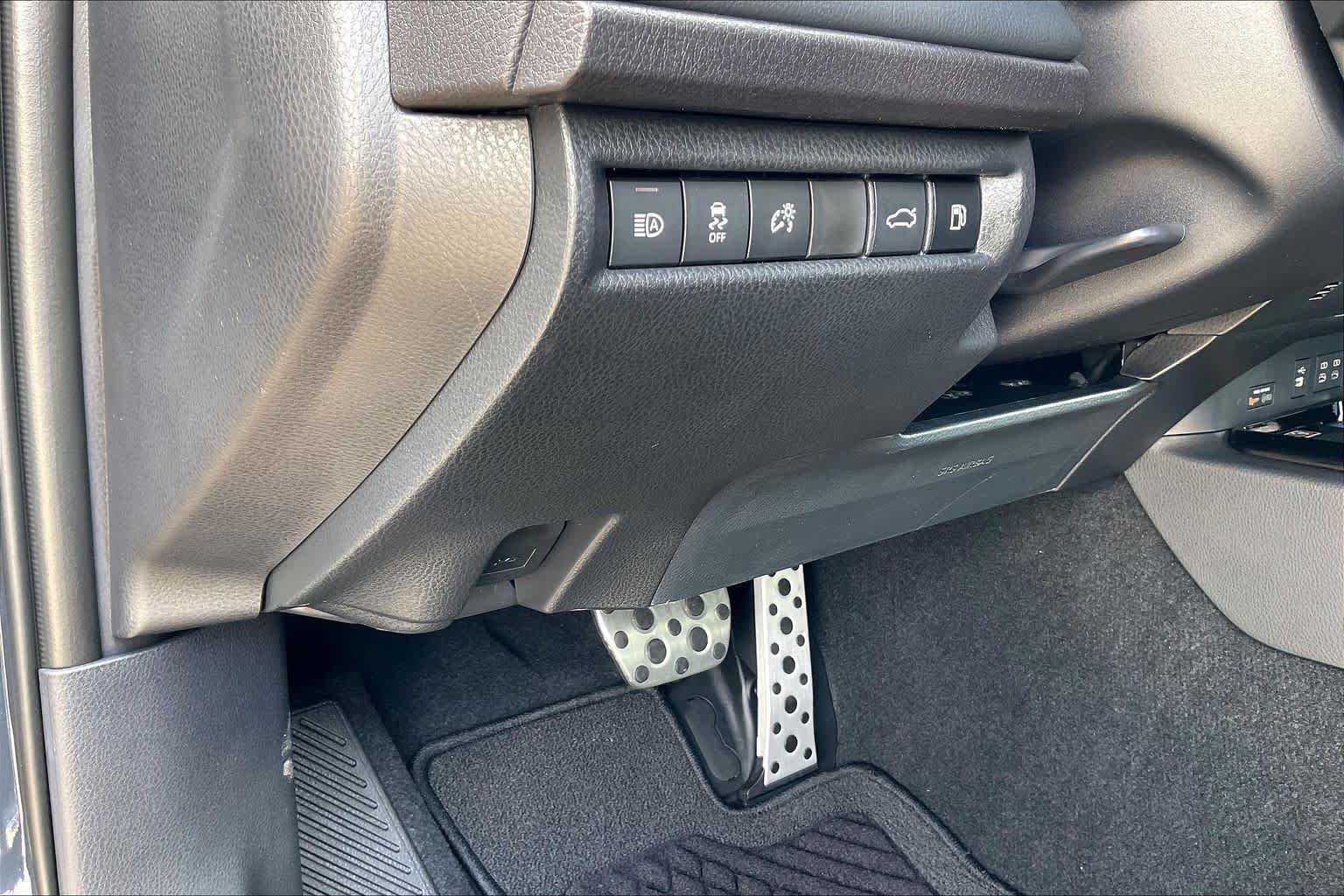 New 2026 Underground Toyota XSE image 19