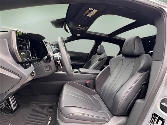 Used 2023 Iridium Lexus RX 500h F SPORT Performance image 18