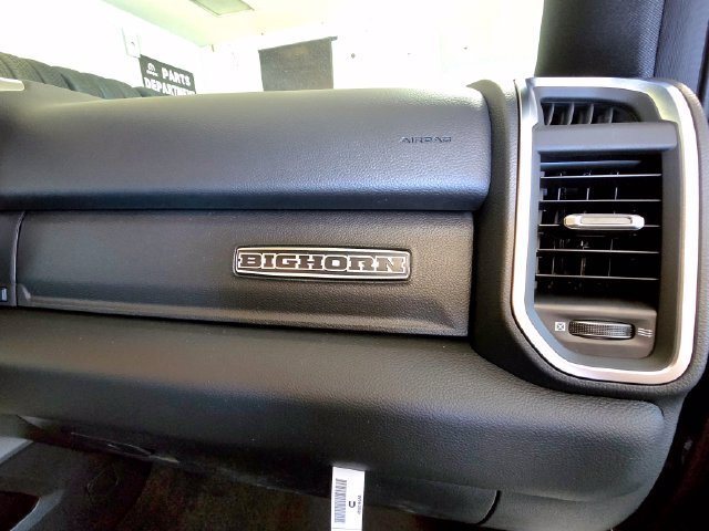 New 2026 Diamond Black Crystal Pearl-Coat Exterior Paint RAM Big Horn/Lone Star image 19