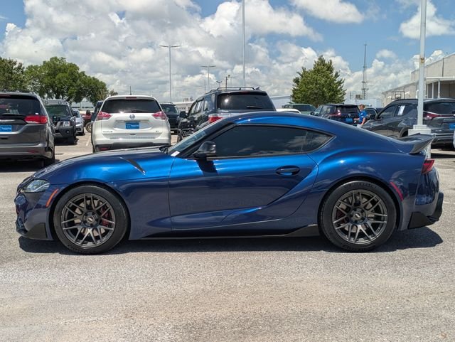 Used 2020 Blue Toyota 3.0 image 2