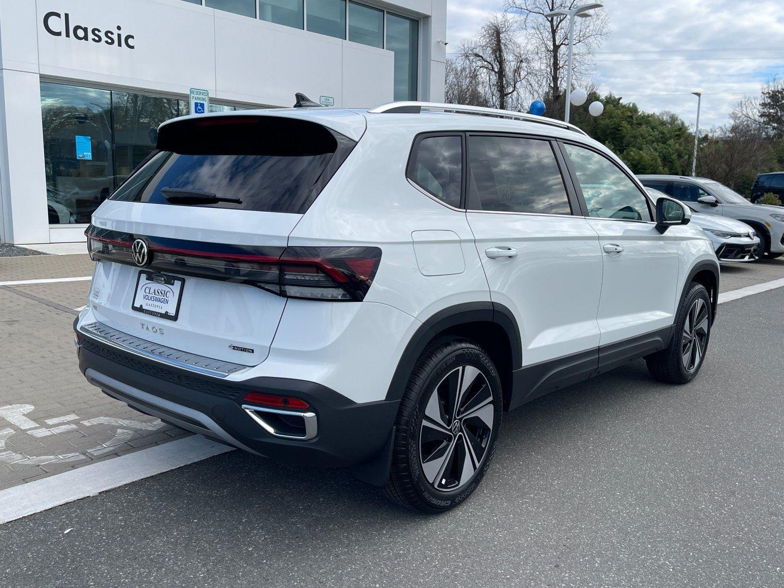New 2026  Volkswagen SE image 5
