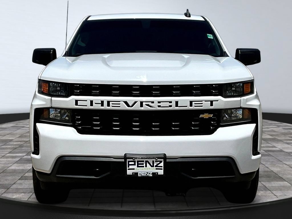 Used 2020 Chevrolet Silverado 1500 Custom with VIN 1GCPYBEKXLZ130977 for sale in Rochester, Minnesota