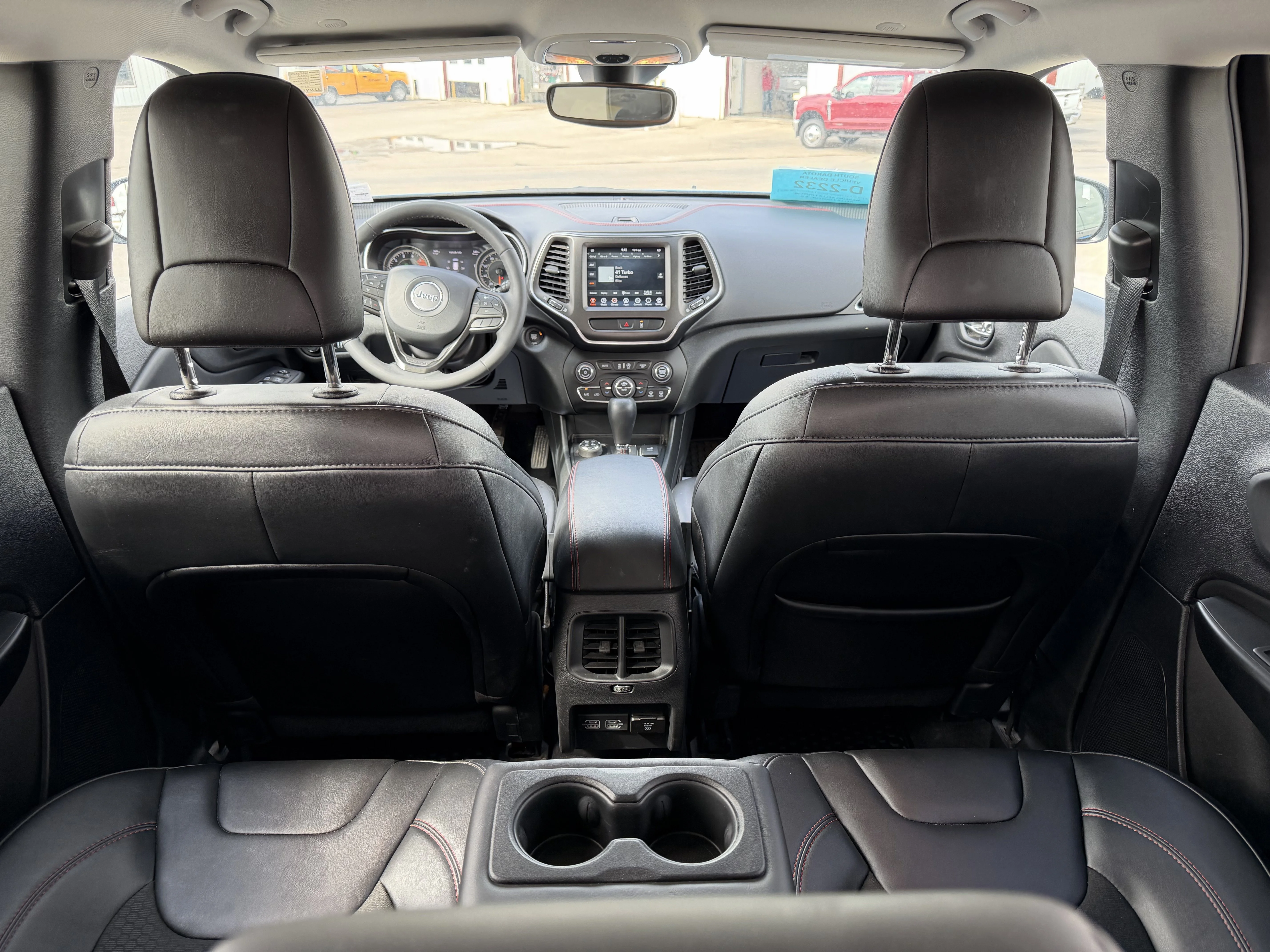Used 2022 Hydro Blue Pearlcoat Jeep Trailhawk image 10