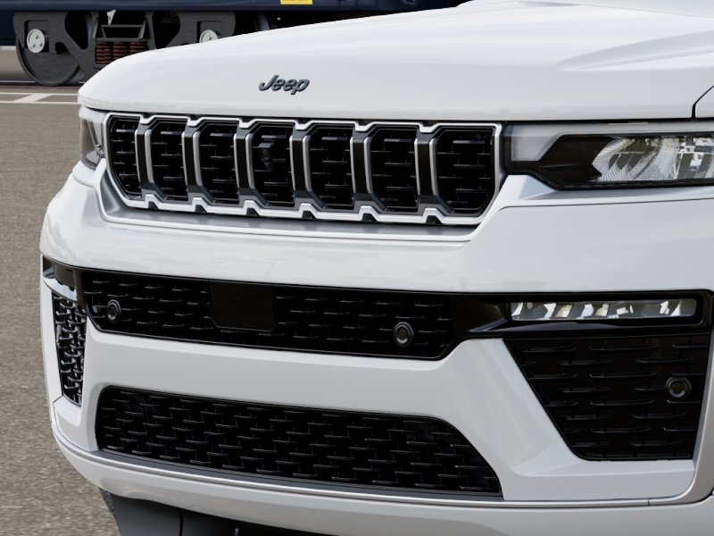 New 2027 Bright White Clear-Coat Paint Jeep Summit image 8