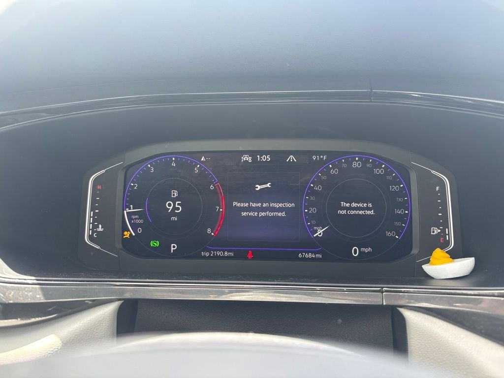 Used 2022  Volkswagen 1.5T SEL image 5