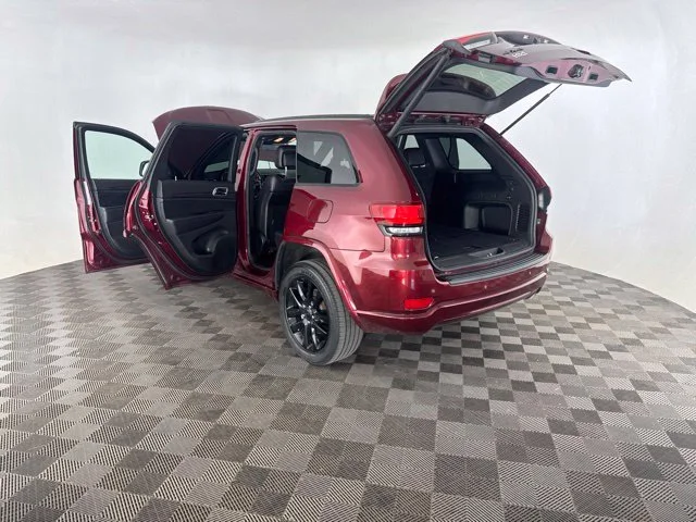 Used 2021 Red Jeep Laredo X image 22