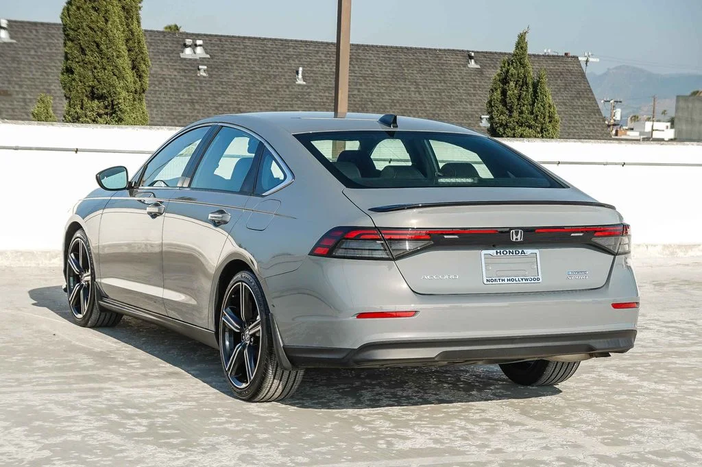 2023 Honda Accord Hybrid Sport - Photo 6