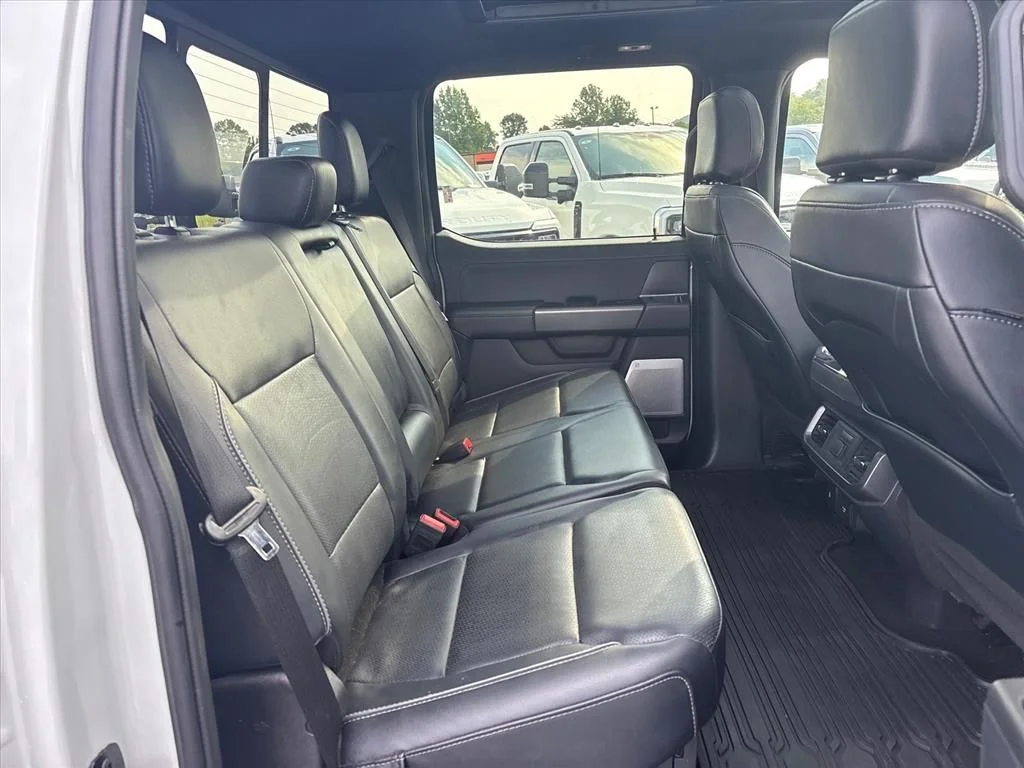Used 2024 Avalanche Ford Lariat image 16