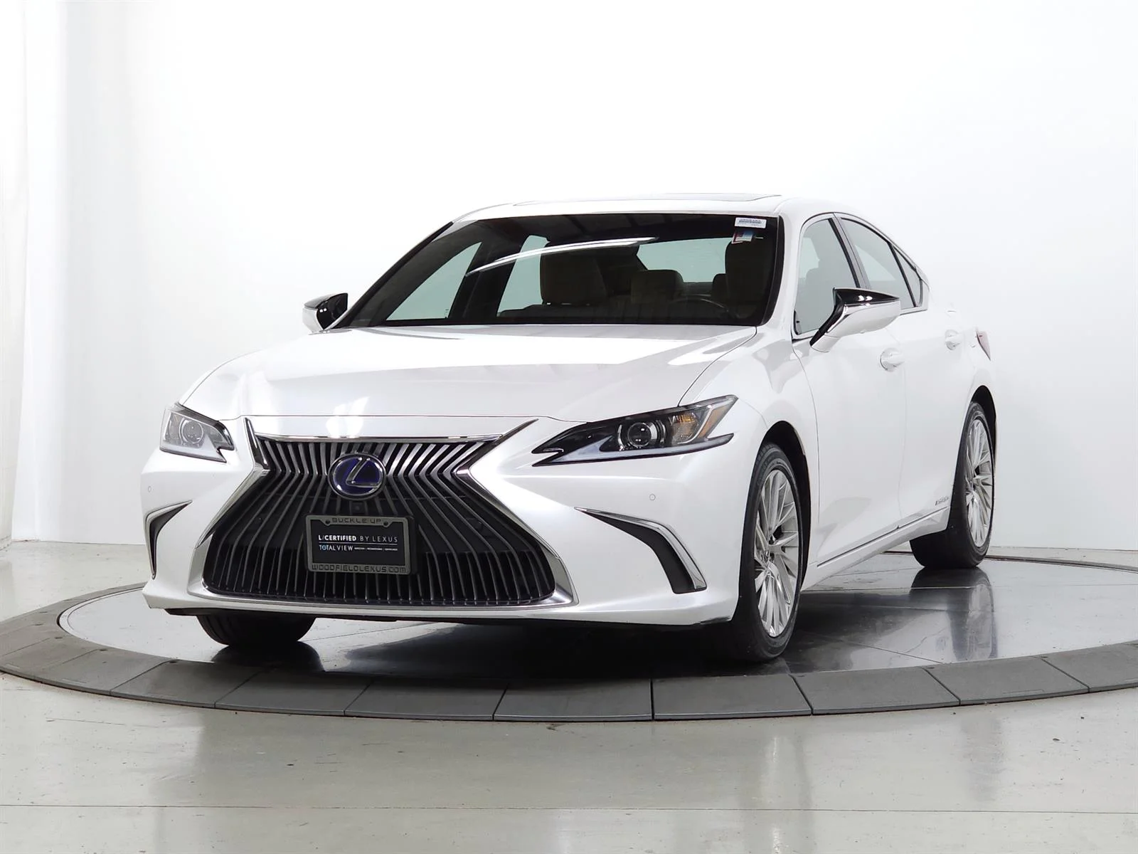 Certified Used 2020 White Lexus Luxury image 3