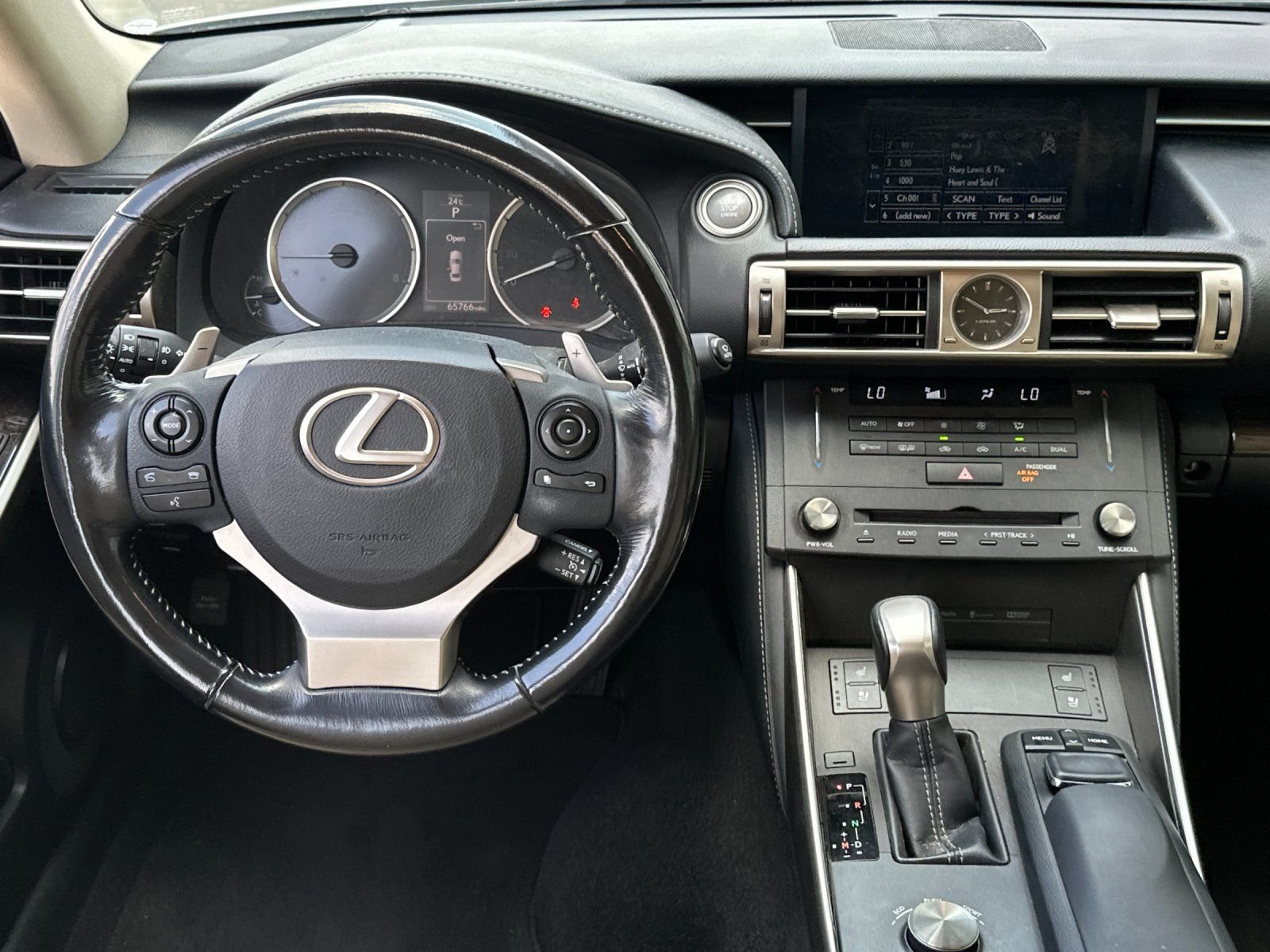 Used 2015 Ultra White Lexus 350 image 13