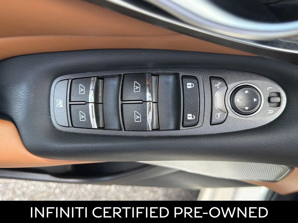 Certified Used 2023 Majestic White INFINITI SENSORY image 30