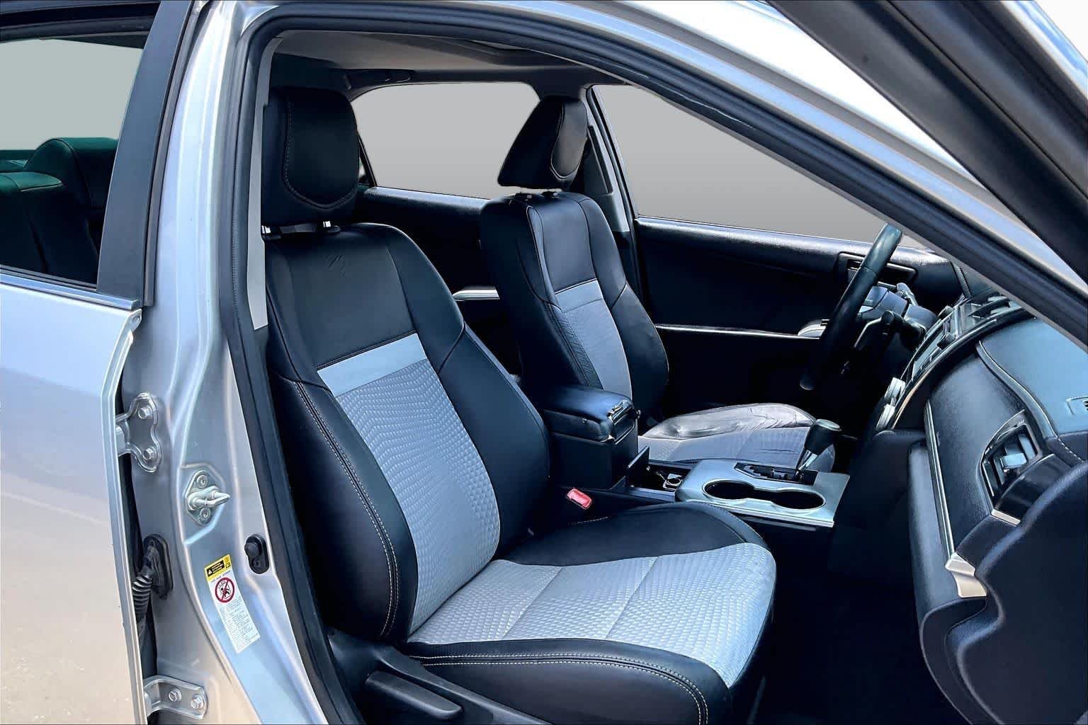 Used 2012 Classic Silver Metallic Toyota SE image 8