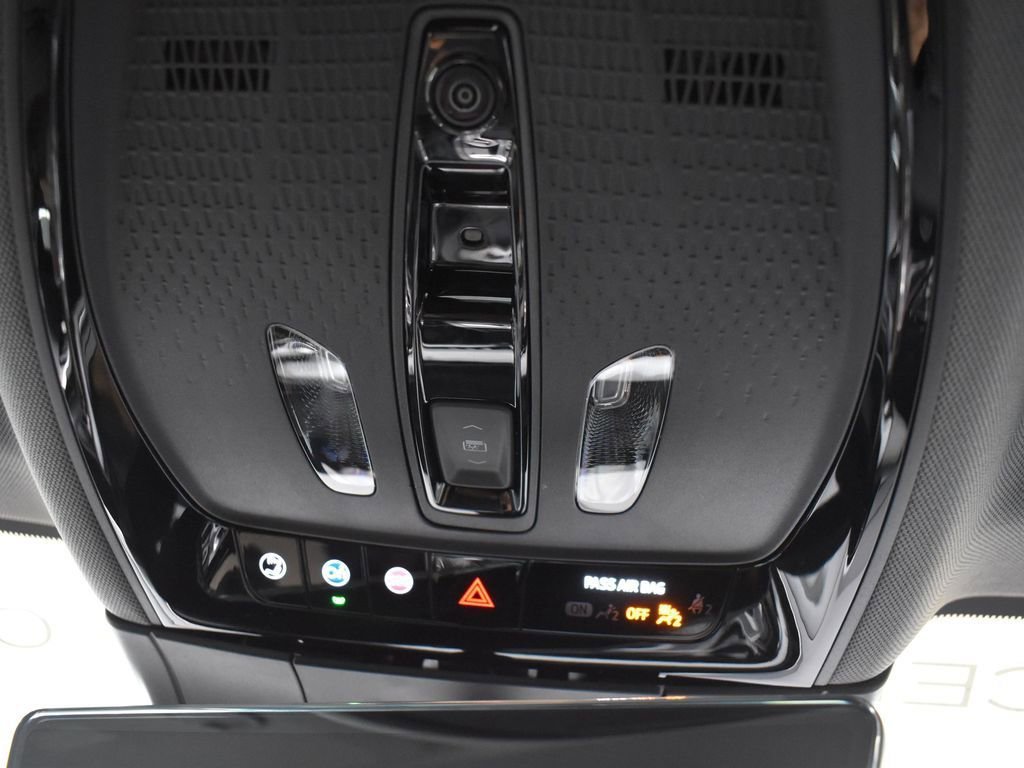 2025 CADILLAC OPTIQ - Image 27