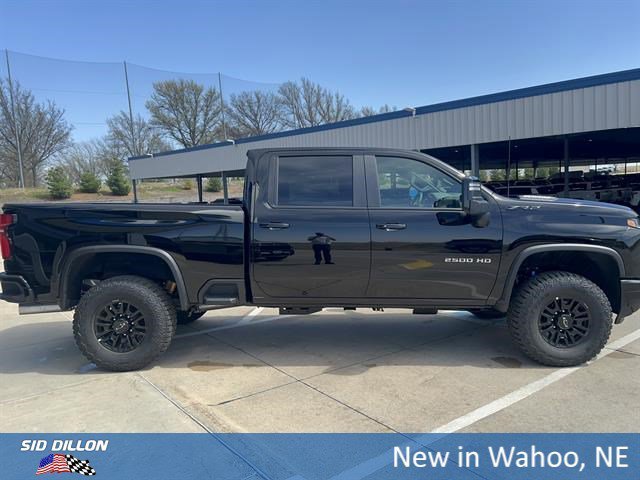 2026 Chevrolet Silverado 2500 HD ZR2 - Photo 7