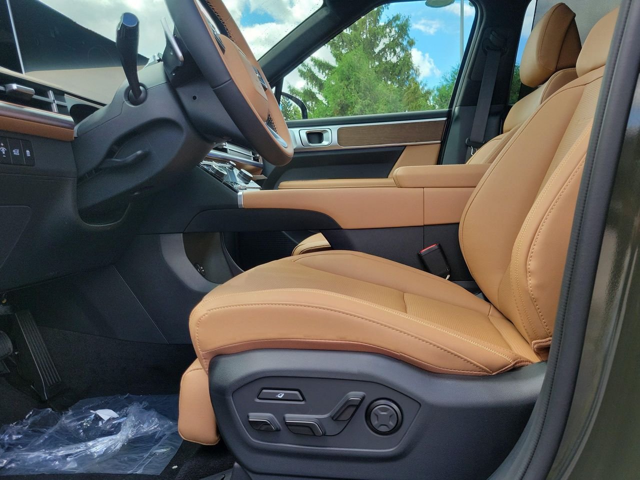New 2026 Rockwood Green Hyundai Calligraphy AWD image 16