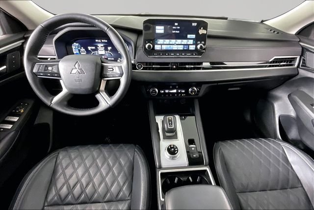 Used 2023 Black Mitsubishi  image 7