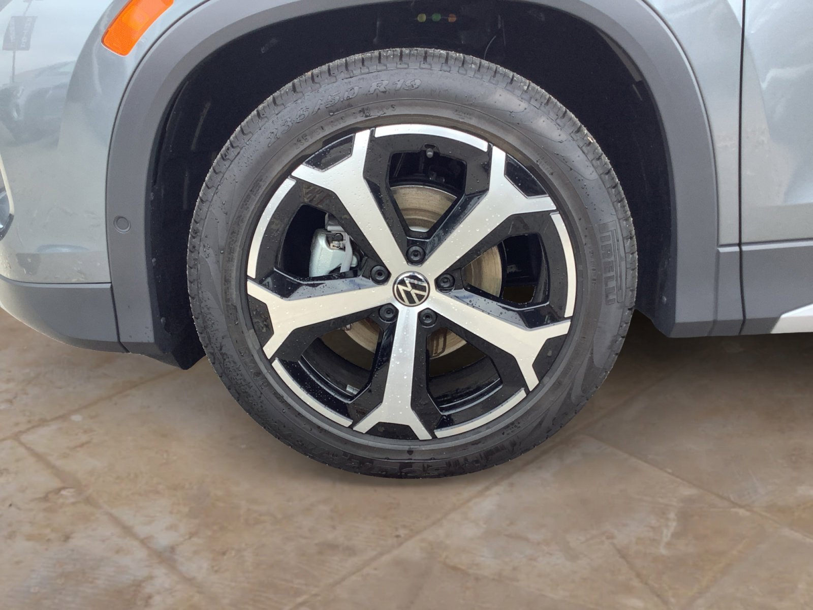 New 2026 Platinum Gray Metallic Volkswagen SE image 11
