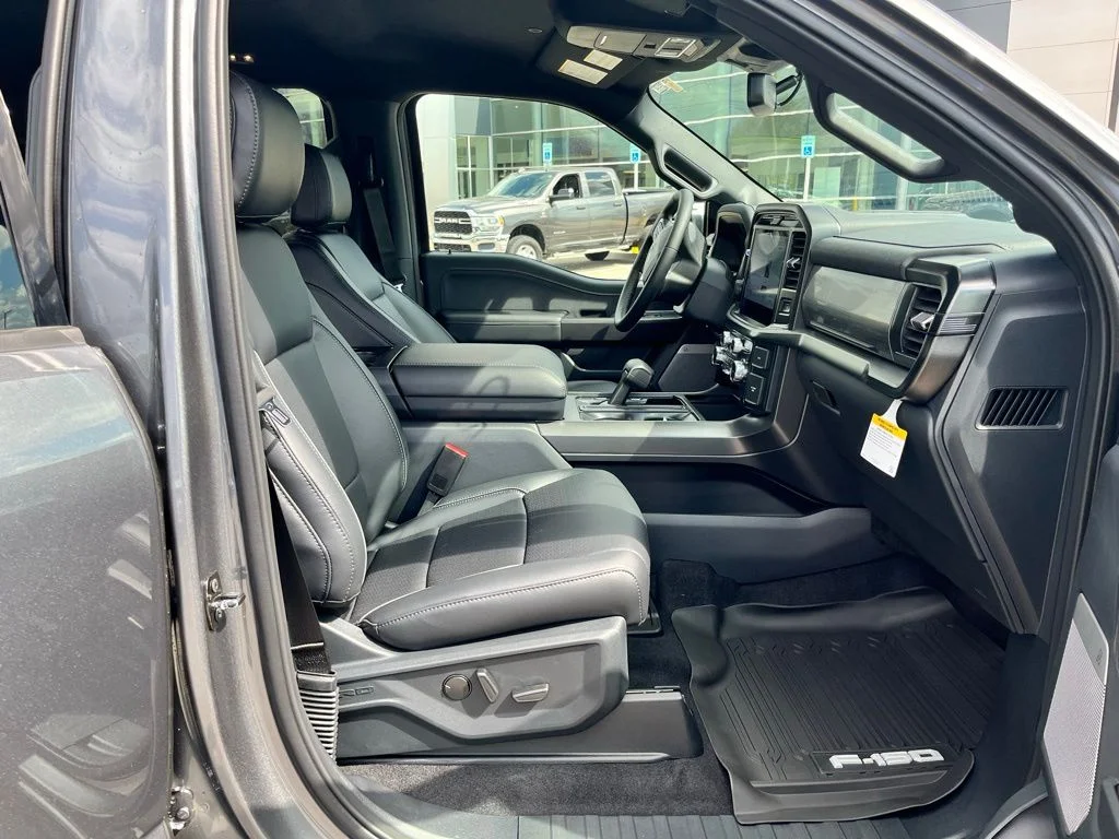 New 2026 Gray Ford Lariat image 7