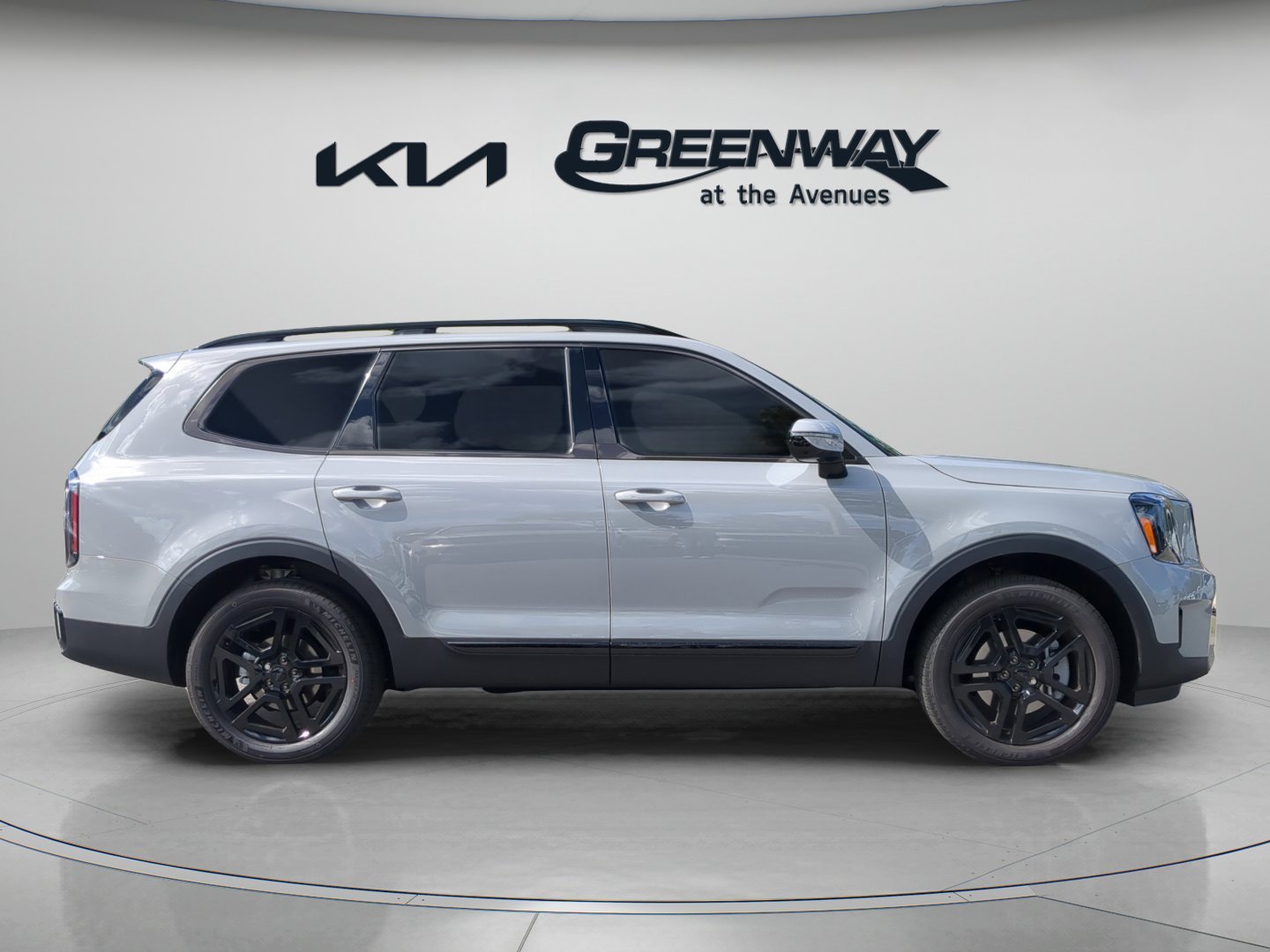 New 2025 Wolf Gray Kia SX X-Line image 7