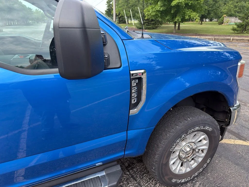 Used 2021 Blue Ford XL image 6