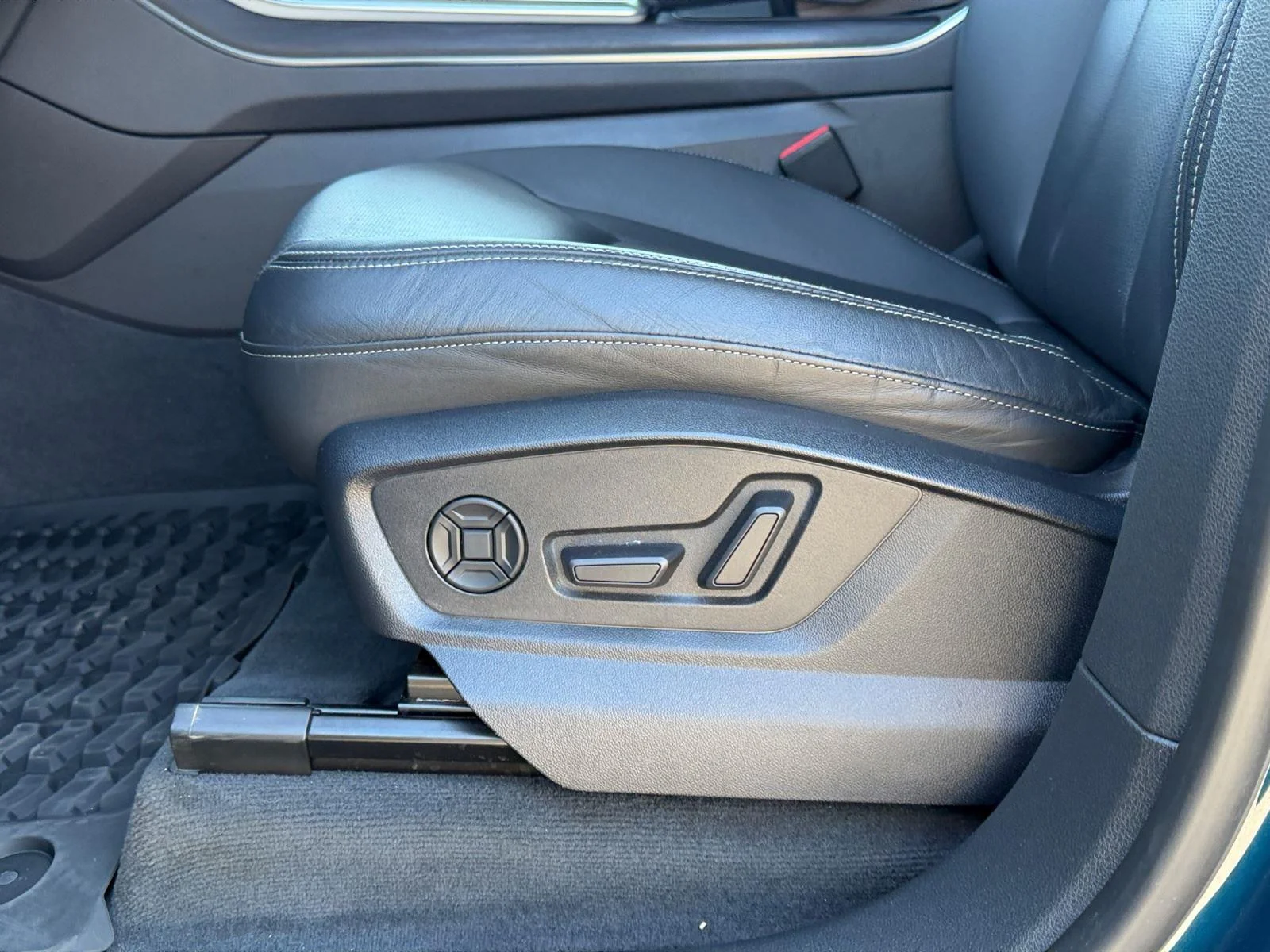 Used 2022 Galaxy Blue Metallic Audi Premium Plus image 39