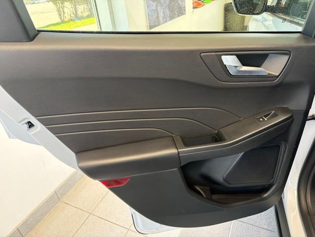 Used 2025 Silver Ford ST-Line Select image 13