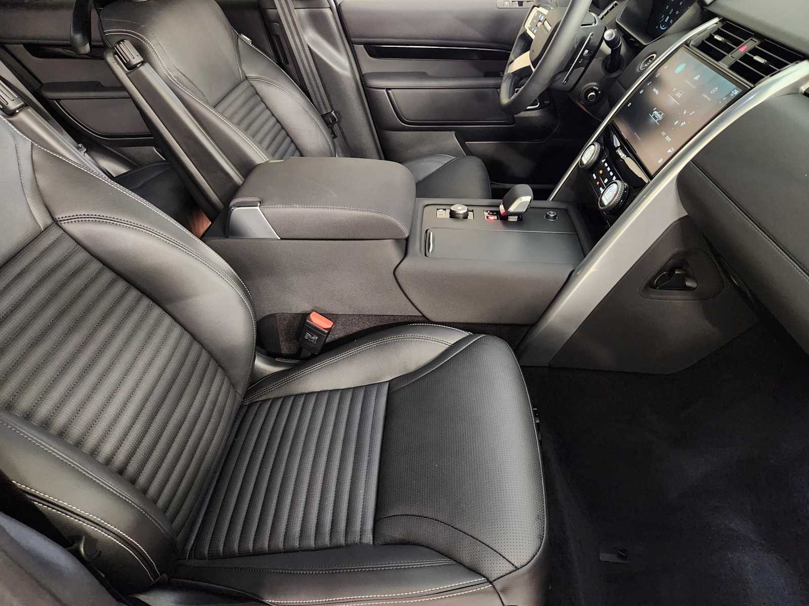 Certified Used 2026 Santorini Black Metallic Land Rover S image 3