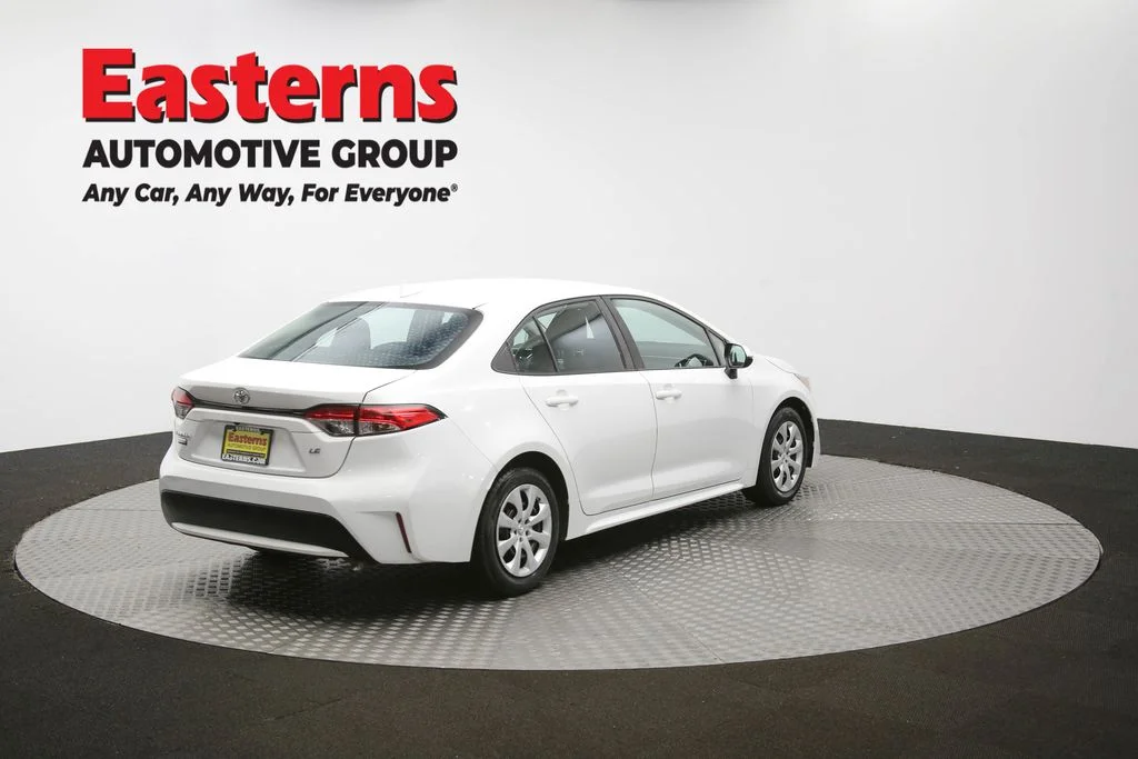 Used 2021 White Toyota LE image 36