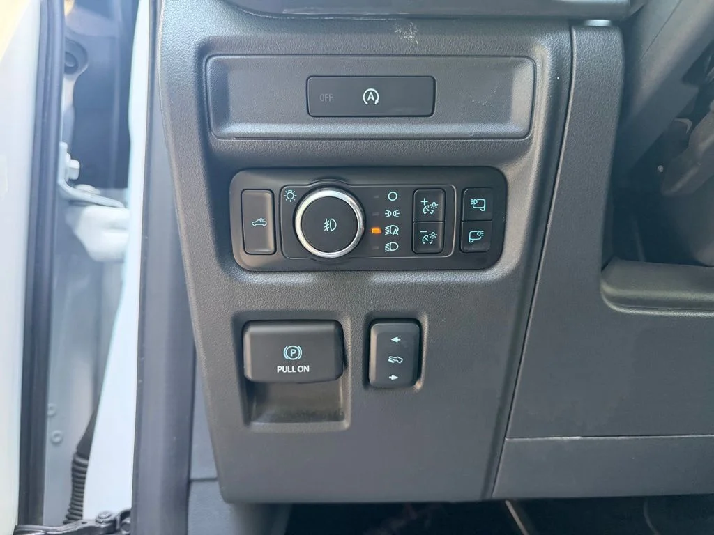 Used 2025 White Ford Tremor image 22