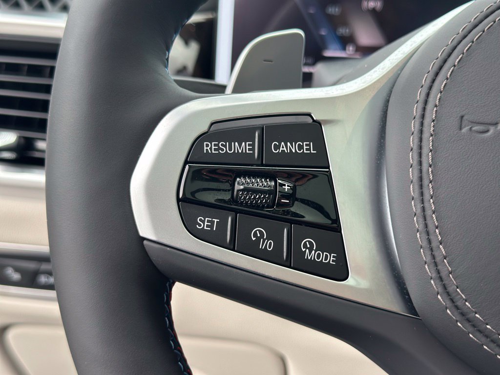 2026 BMW X7 M60i - Photo 33