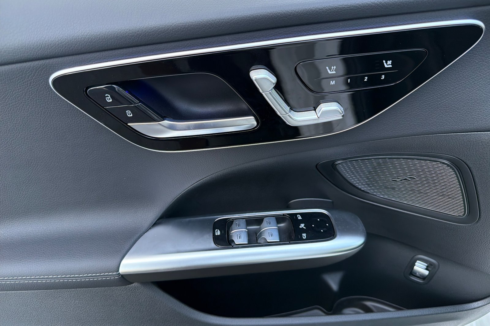 2026 Mercedes-Benz C-Class Sedan C 300 - Photo 21