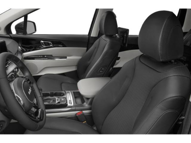 Used 2024 Snow White Pearl Kia SX Prestige image 12