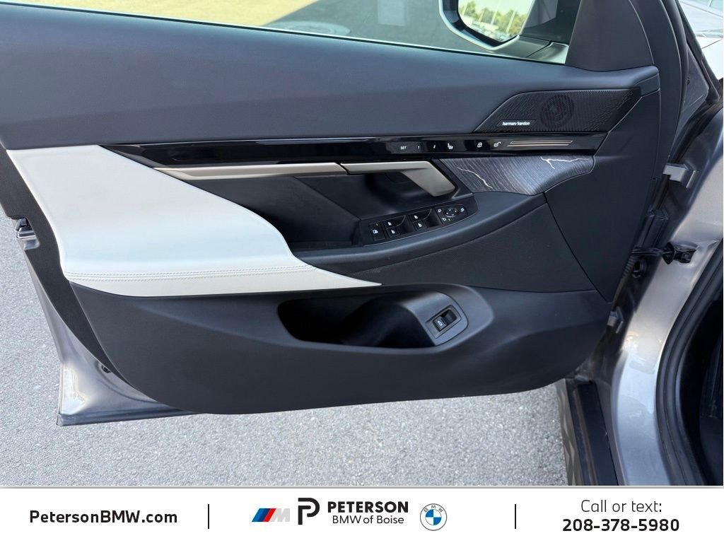 Used 2024 Oxide Grey Met BMW 530i image 14