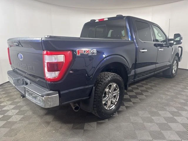 Used 2023 Blue Metallic Ford Lariat image 3