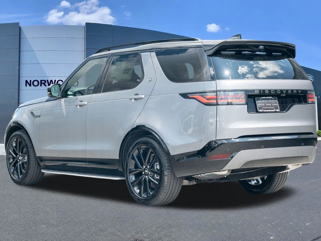 New 2026 Gray Land Rover Dynamic SE image 6